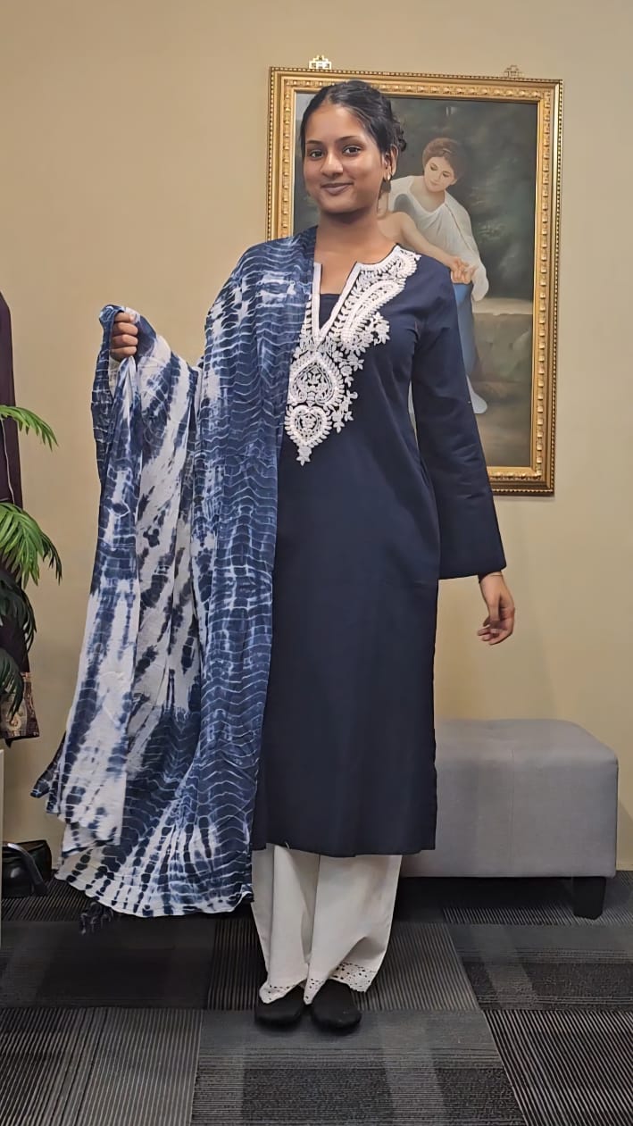 ES04_Navy blue linen blend kurta, trousers and dupatta