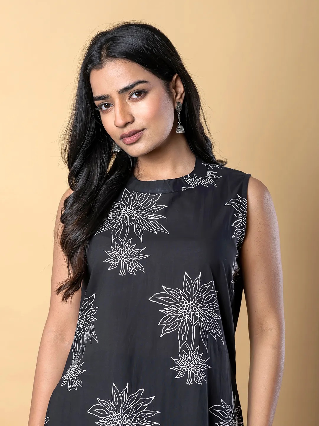 ES64_Black Floral A-Line Cotton Kurti with Palazzo Set