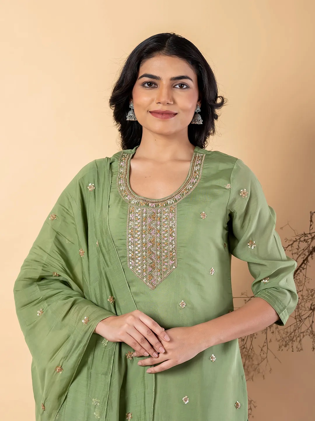 ES48_Green Mul Chanderi Embroidered Kurta Set