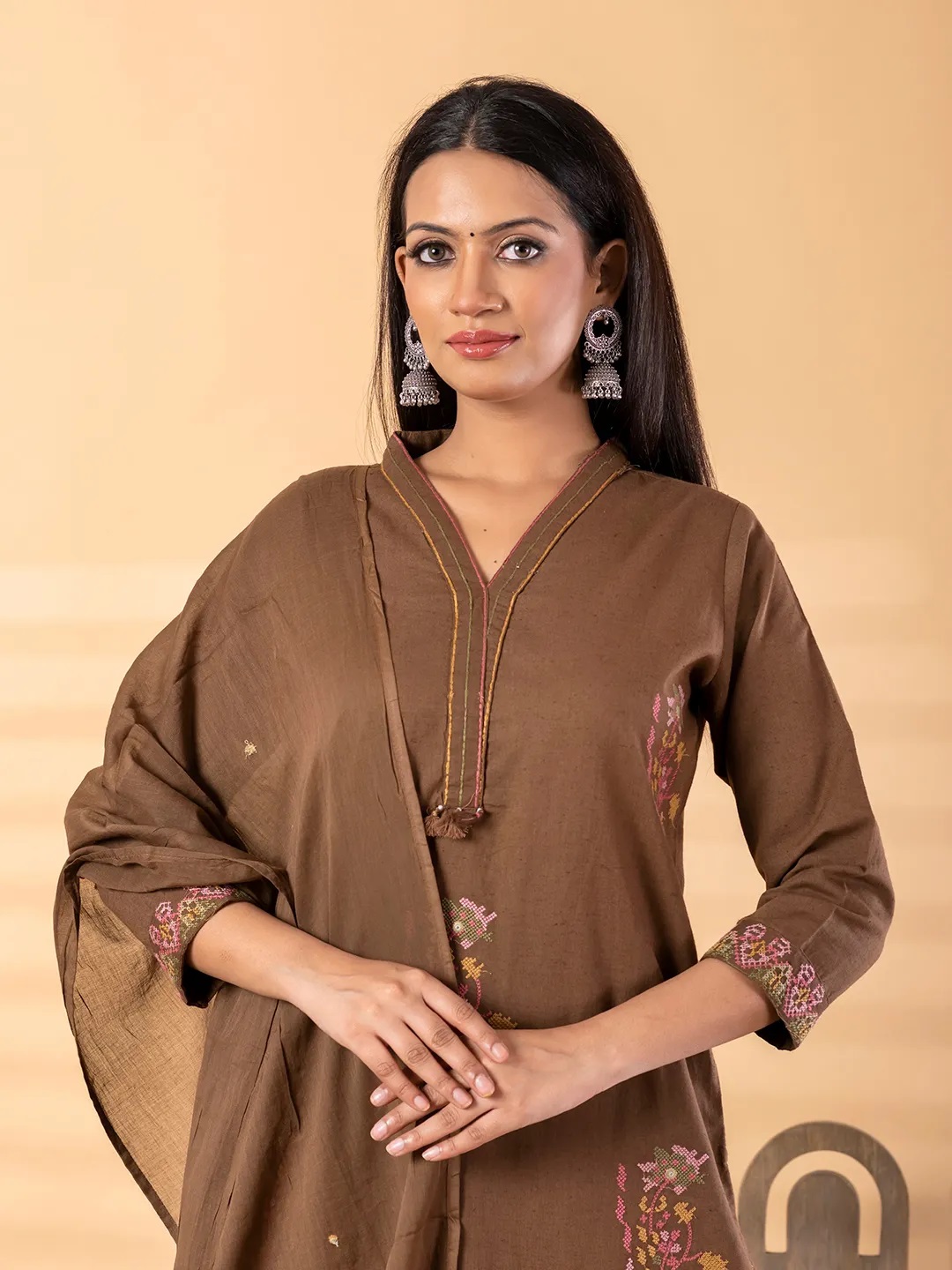 ES164_Brown cotton kurta set with embroidery