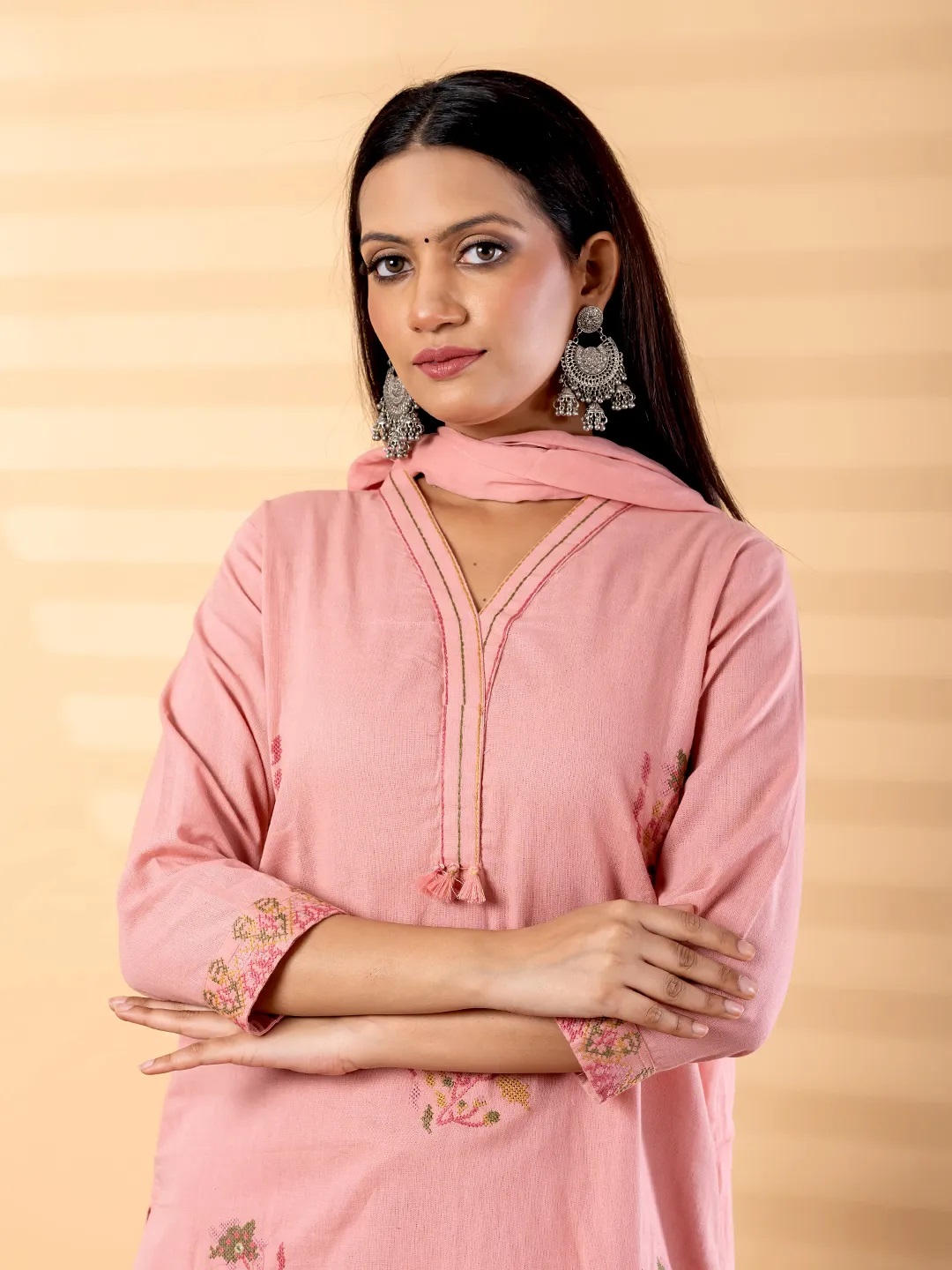 ES165_Linen blend blush pink kurta set with embroidery